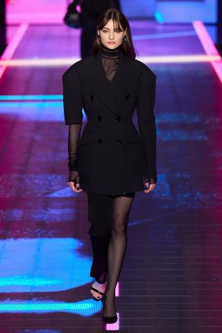 Каталог на Dolce & Gabbana | Fall 2022 Womenswear | 16.05.2022 г. - 15.07.2022 г.